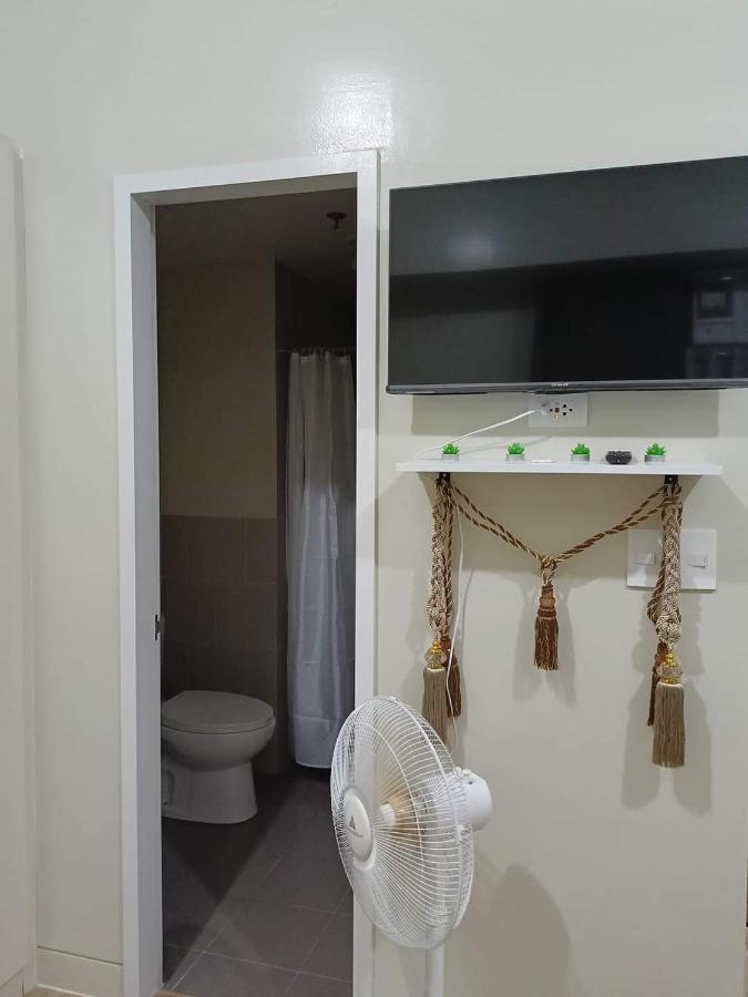 Jalang Budget Accommodation Holland Park Condominium Southwoods Binan Laguna المظهر الخارجي الصورة