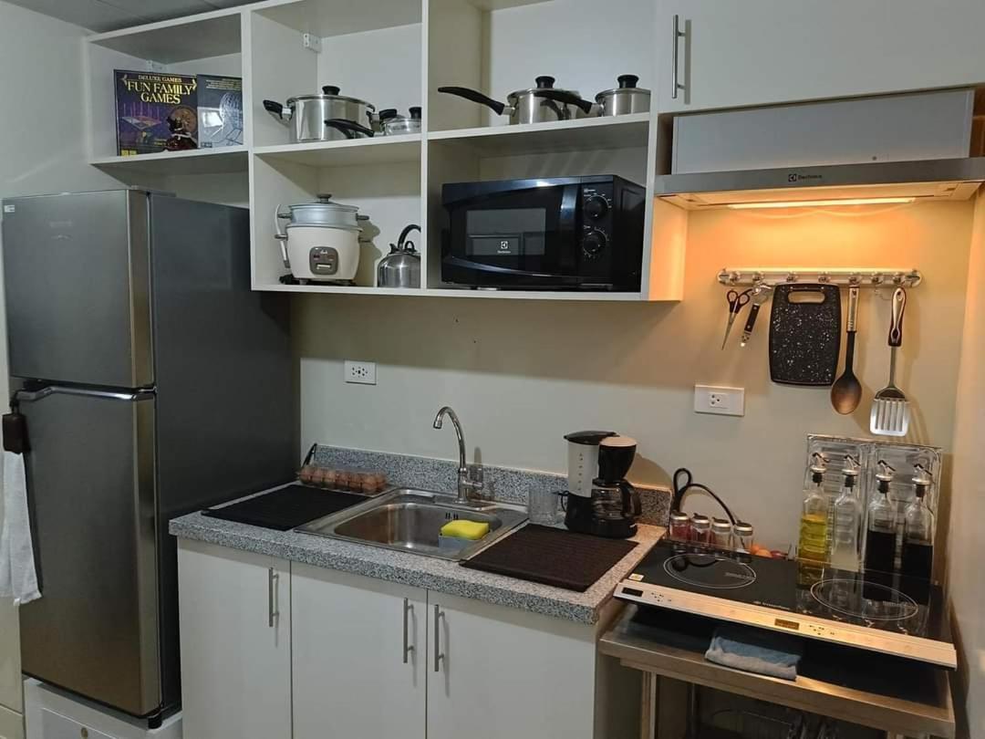 Jalang Budget Accommodation Holland Park Condominium Southwoods Binan Laguna المظهر الخارجي الصورة